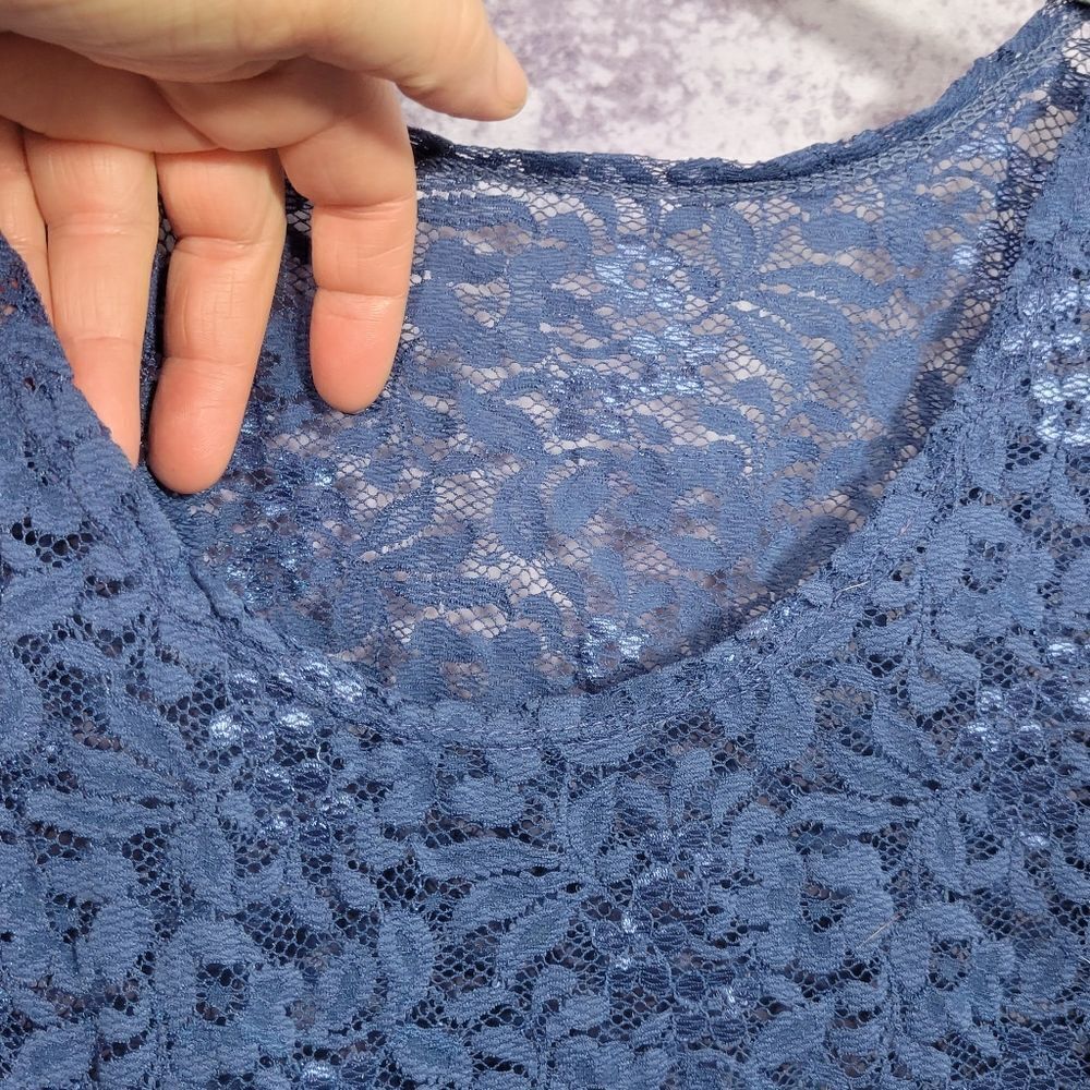 Lace Top‎ - Picture 5 of 10
